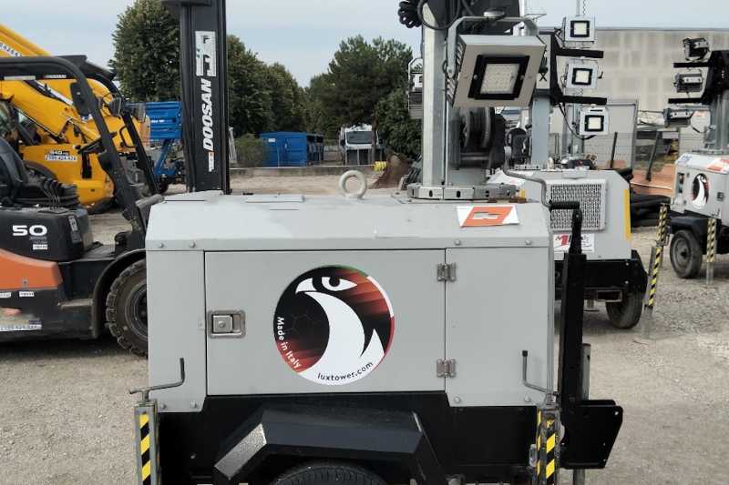 OmecoHub - Immagine LUXTOWER LUX-M12